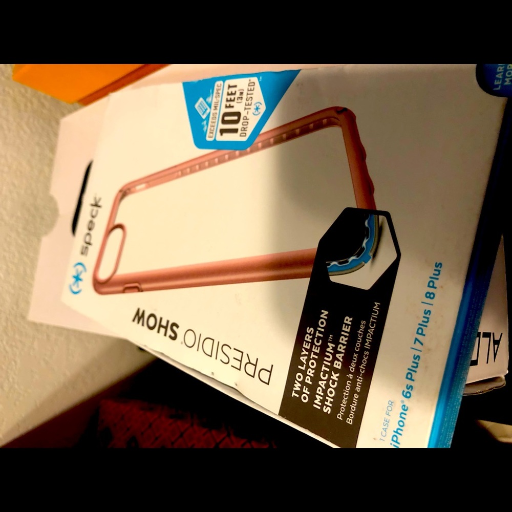 Speck IPhone 6/7/8 Plus - in excellent condition❤️